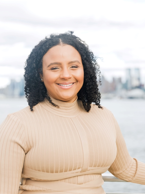 Nyla Rock Vanloo Headshot DSW