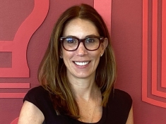 Amy Geller headshot