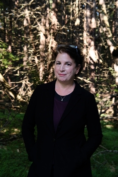 Dana Spett headshot