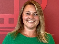 Sharon Bale-Pena headshot